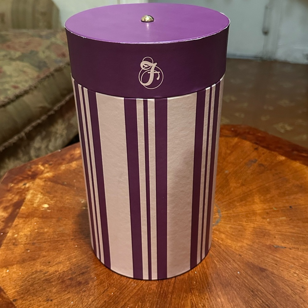 Fenton Heirloom Optic Vase Purple Crest Hand Painted Flowers “SIGNED”